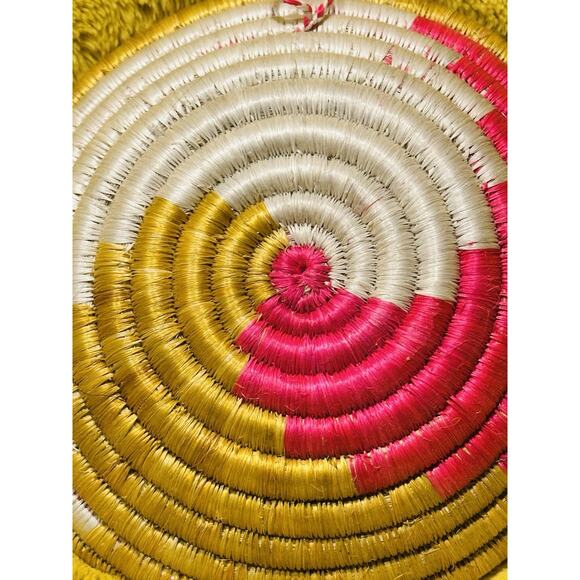 African Hand Woven Swirl Coil Wall Basket Natural Bowl 9” Pink Yellow Cream - Picture 4 of 7